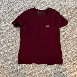 Figs Men's Deep Red Short Sleeve Tee